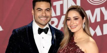 Cynthia Rodríguez muestra su apoyo a Carlos Rivera tras polémica con Toñita