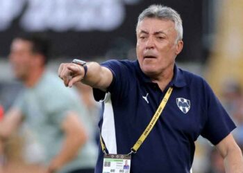 Domènec Torrent cumple 35 partidos sin repetir alineación con Rayados de Monterrey