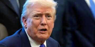 Donald Trump asegura que México detuvo venta de petróleo a Cuba