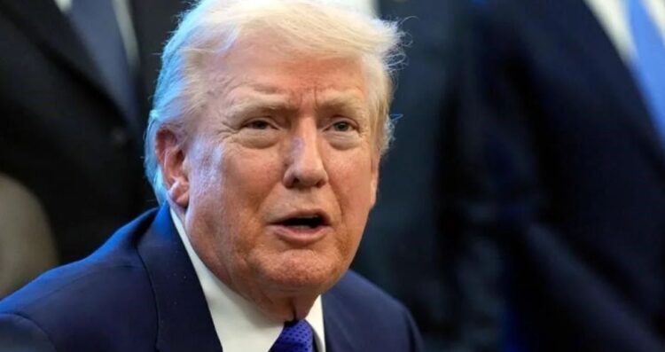 Donald Trump asegura que México detuvo venta de petróleo a Cuba