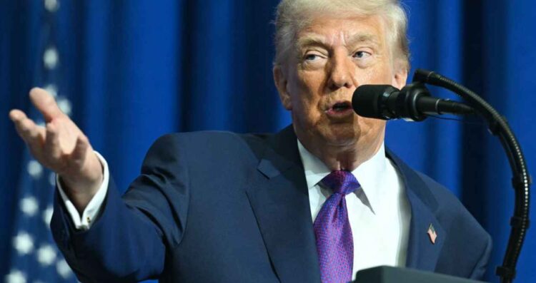 Donald Trump solicita a México intensificar combate a cárteles