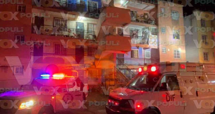 Evacuan edificio tras explosión por gas en fraccionamiento Los Olivos II en Altamira, Tamaulipas