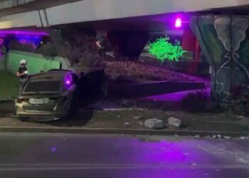 Fatal accidente en la avenida Universidad deja a un joven sin vida y 3 heridos en San Nicolás, NL