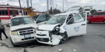 Fuerte choque provoca carambola en la colonia Esperanza de Matamoros, Tamaulipas