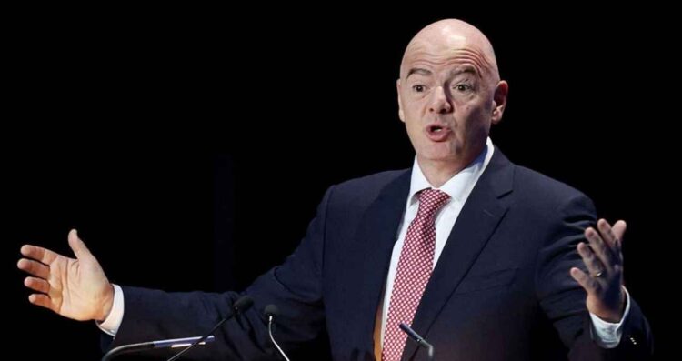 Gianni Infantino reacciona ante acusaciones de racismo en partido de Champions League