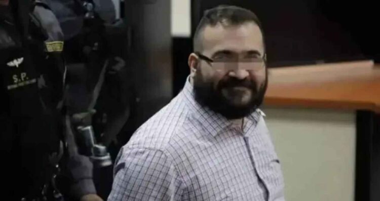 La Fiscalía General de Justicia acusa a Javier Duarte por el delito de peculado