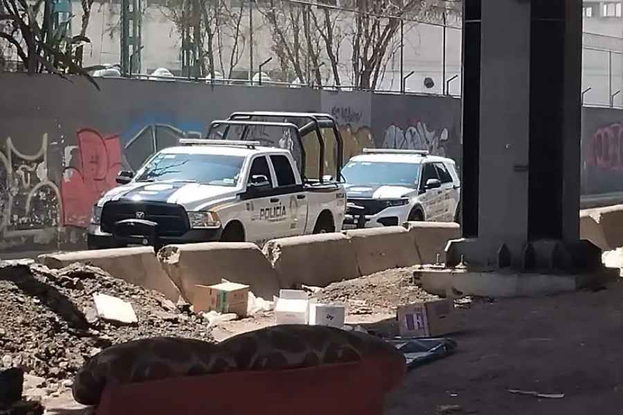 Localizan a mujer sin vida bajo un puente en Iztacalco, Ciudad de México