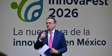 Marcelo Ebrard solicita minuto de silencio durante el InnovafFest 2026 tras fallecimiento de militares en operativo en Jalisco