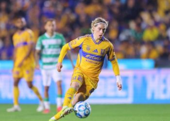 Marcelo Flores Selección de Canadá
