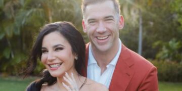 Martha Higareda comparte fotos inéditas de su boda en su primer aniversario con Lewis Howes