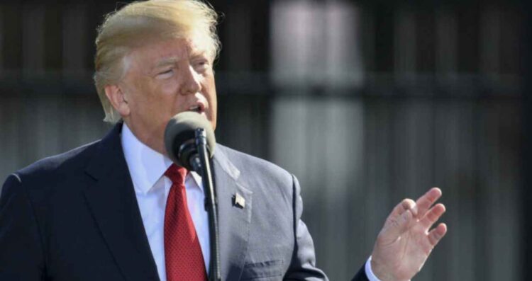 Donald Trump arremete contra la Corte Suprema tras freno a sus aranceles