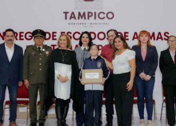 Mónica Villarreal fortalece la identidad cívica en planteles educativos de Tampico, Tamaulipas