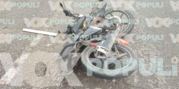 Motociclista resulta lesionado al chocar con camioneta en Tampico, Tamaulipas