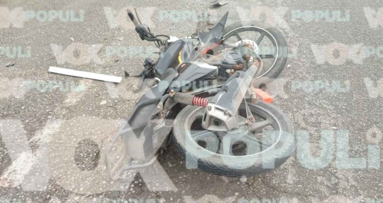Motociclista resulta lesionado al chocar con camioneta en Tampico, Tamaulipas