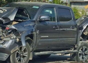 Mujer resulta lesionada tras aparatoso accidente en Montemorelos, Nuevo León