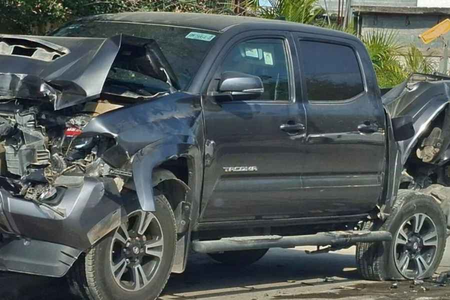 Mujer resulta lesionada tras aparatoso accidente en Montemorelos, Nuevo León 