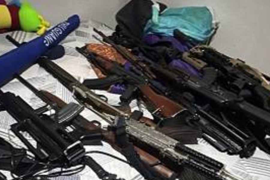Operativo policial asegura armas, droga y equipo táctico en Chignahuapan, Puebla