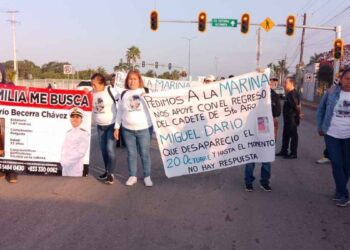 Padre de cadete desaparecido en Altamira, Tamaulipas, advierte con bloquear puertos si no hay resultados
