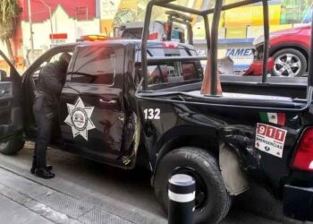 Patrulla choca durante persecución en el centro de Monterrey, Nuevo León