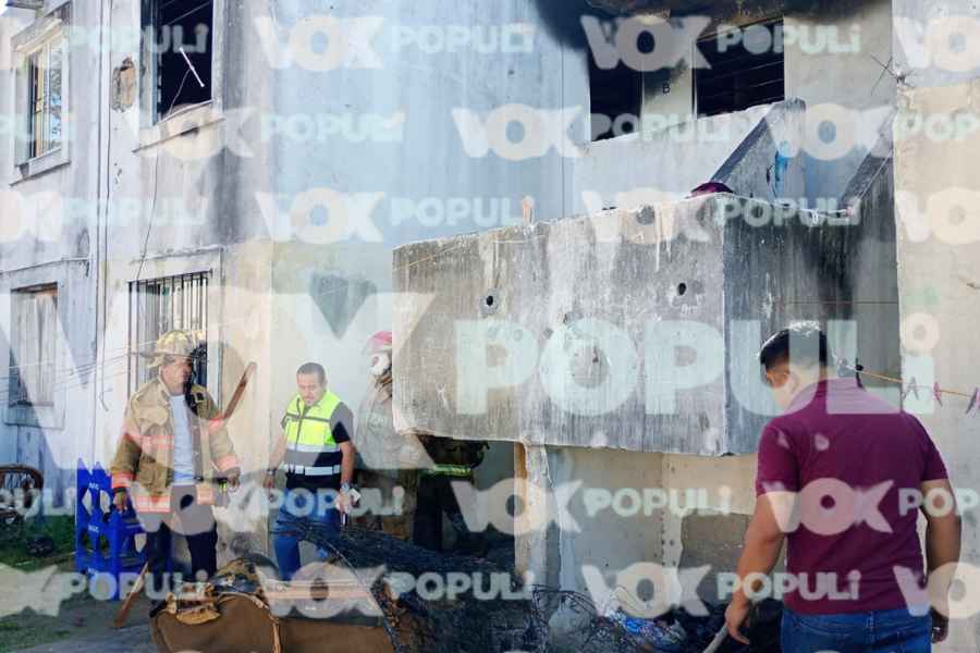 Personas desconocidas causan incendio en vivienda abandonada en fraccionamiento de Altamira, Tamaulipas