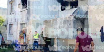 Personas desconocidas causan incendio en vivienda abandonada en fraccionamiento de Altamira, Tamaulipas