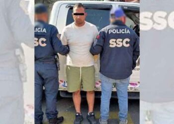 Policías detuvieron a hombre con droga y camioneta ligada a robo en Azcapotzalco, CDMX