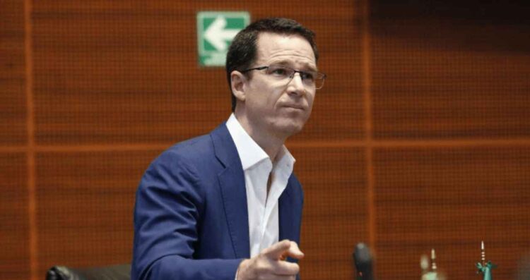Ricardo Anaya acusa simulación en la reforma de 40 horas laborales de Morena