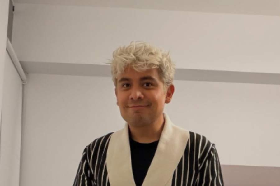 Ricardo Peralta sorprende con nuevo look y recibe una ola de halagos