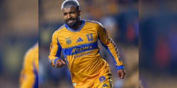Rodrigo Aguirre Tigres