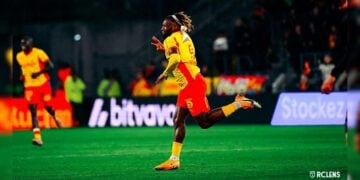 Saint-Maximin defiende mexicanos
