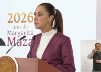 Sheinbaum descarta vínculo de México con cierre aéreo en El Paso, Texas