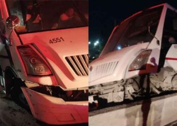 Transporte de personal choca contra muro en la carretera Apodaca-Juárez y deja 7 heridos