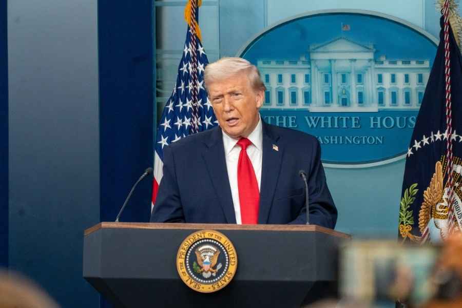 Trump asegura que México dejó de enviar petróleo a Cuba tras petición directa
