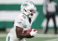 Tyreek Hill Dolphins baja