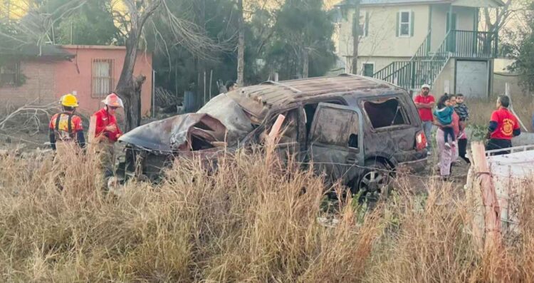 Volcadura en Sendero Nacional deja a familia lesionada en Matamoros, Tamaulipas