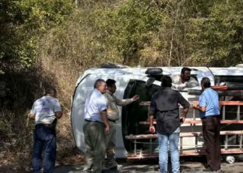 Camioneta CFE Mante – Ocampo