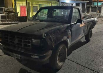 camioneta estacionada en El Mante