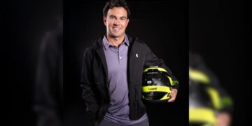 casco Checo Pérez 2026