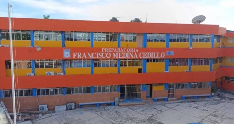educación media superior en Tampico
