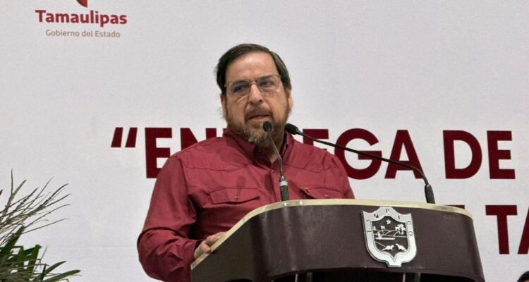 entrega de plazas maestros en Tamaulipas