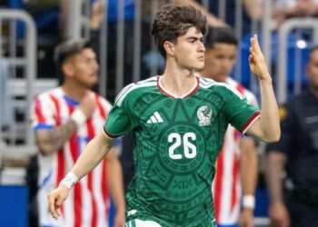 jugadores convocados México Islandia