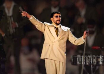 ¿Cuánto ganará Bad Bunny por presentarse en el medio tiempo del Super Bowl 2026