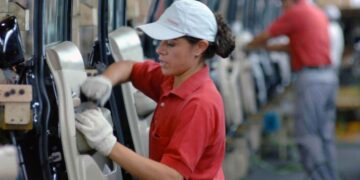 ¿Desde qué año se irá reduciendo la jornada laboral en México y cuándo llegarán las 40 horas
