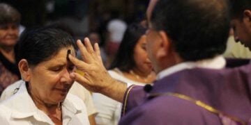 ¿Por qué no se puede comer carne el Miércoles de Ceniza y los viernes de Cuaresma