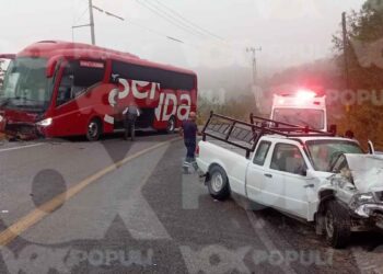¿Qué se sabe del fuerte choque entre camioneta y autobús que dejó un lesionado en Llera, Tamaulipas?
