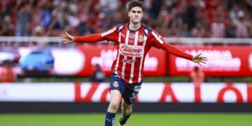 ‘La Hormiga’ González despierta interés en Europa tras su buen momento con Chivas