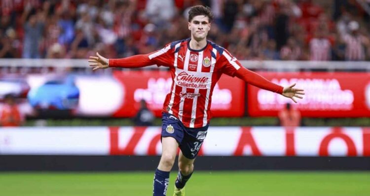 ‘La Hormiga’ González despierta interés en Europa tras su buen momento con Chivas