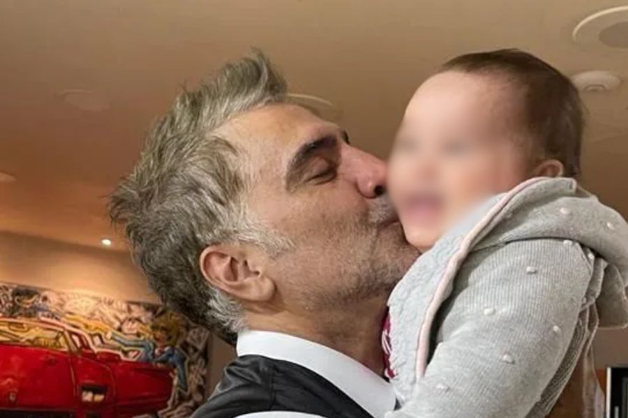 Alejandro Fernández celebra el quinto cumpleaños de su nieta Cayetana