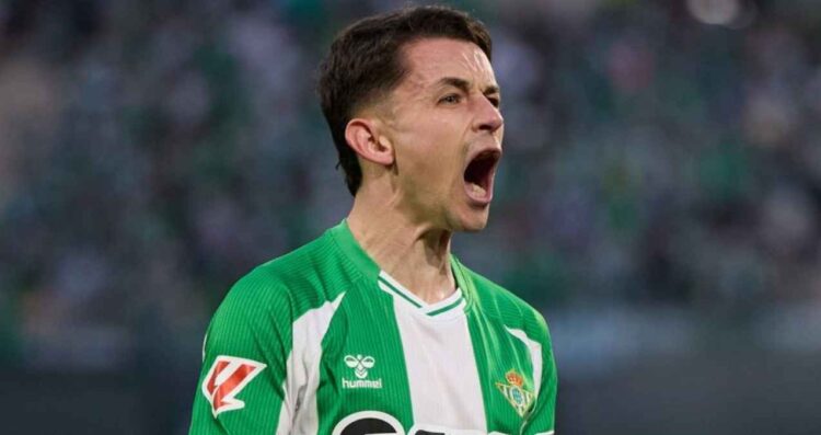 Álvaro Fidalgo estrena apodo con el Betis tras su debut goleador