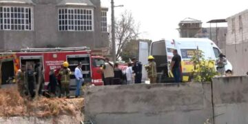 Aseguran restos humanos en el Canal de Cartagena en Ecatepec, Estado de México